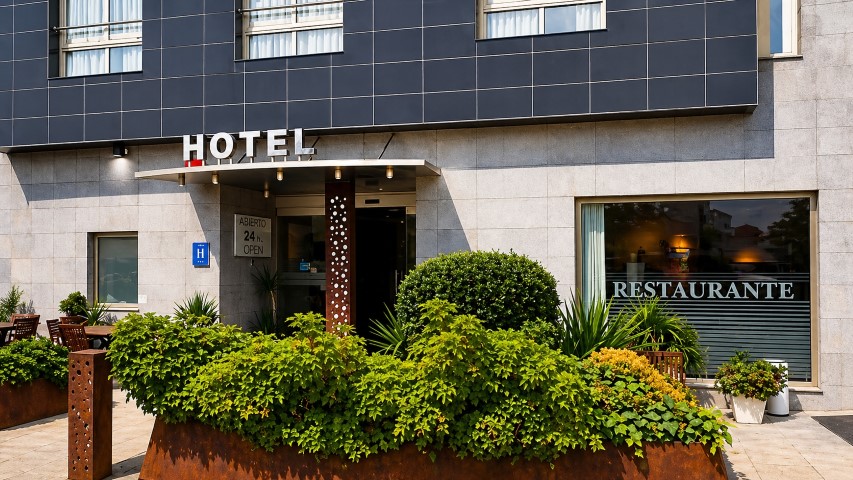 Entrada principal del Hotel Ruta Romana